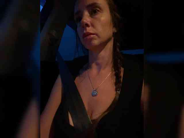 Miss_Milka webcam