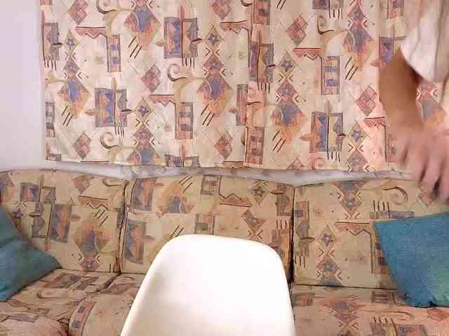 Miss_Milka webcam