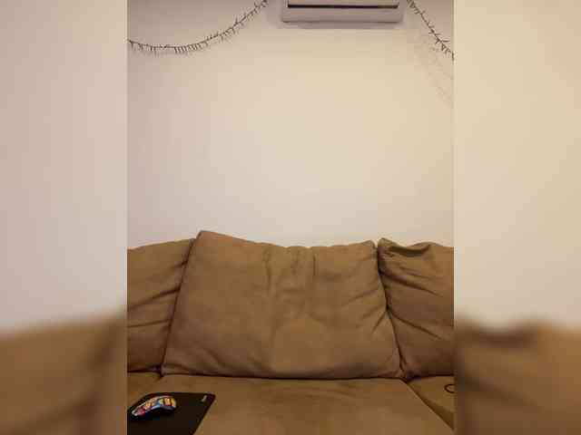 Miss_Milka webcam