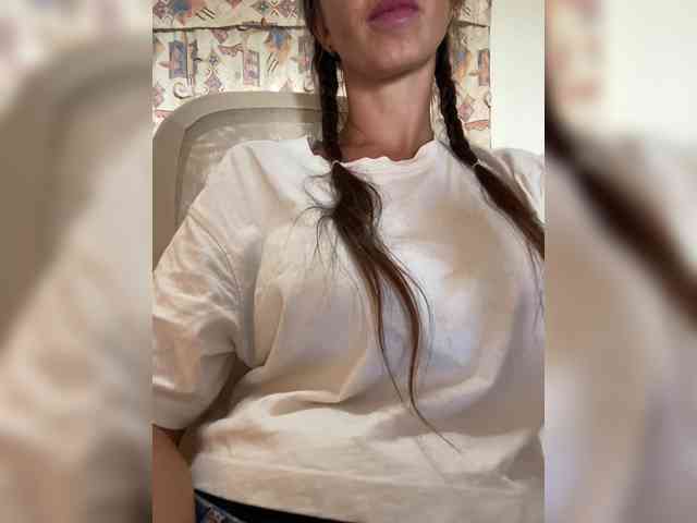 Miss_Milka webcam