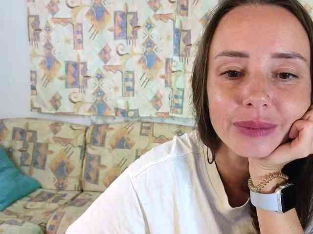 Miss_Milka webcam