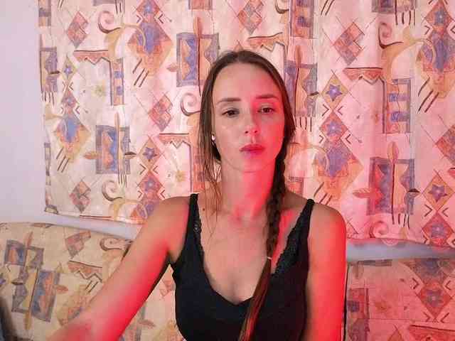 Miss_Milka webcam