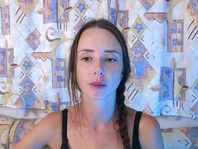 Miss_Milka webcam