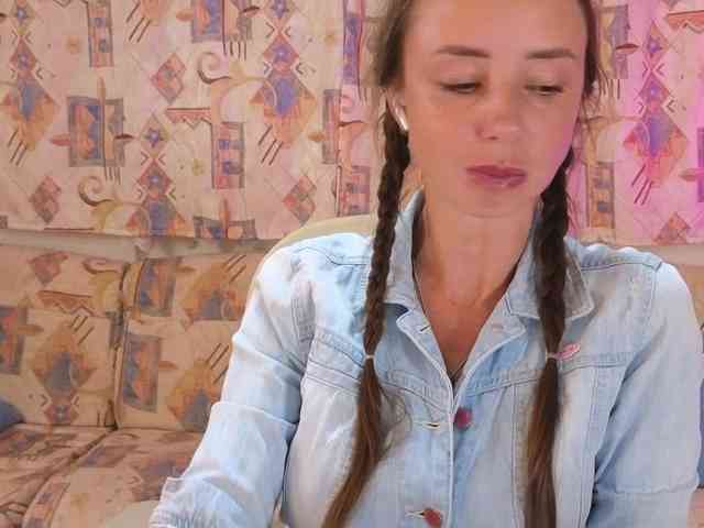 Miss_Milka webcam