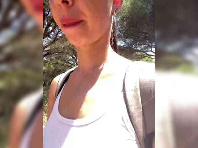 Miss_Milka webcam