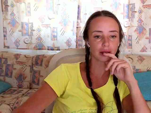Miss_Milka webcam