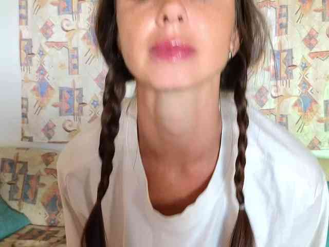 Miss_Milka webcam