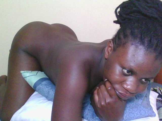 Babyrozzilah's BongaCams show and profile