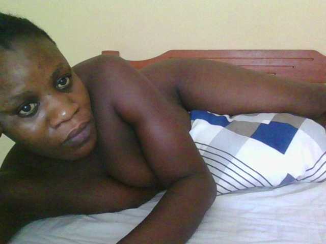 Babyrozzilah's BongaCams show and profile