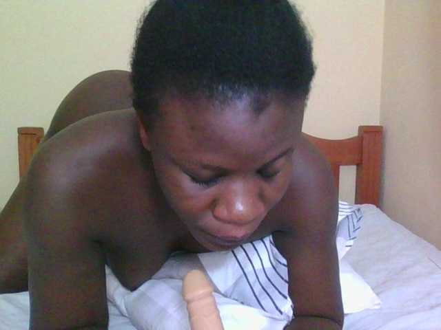 Babyrozzilah's BongaCams show and profile