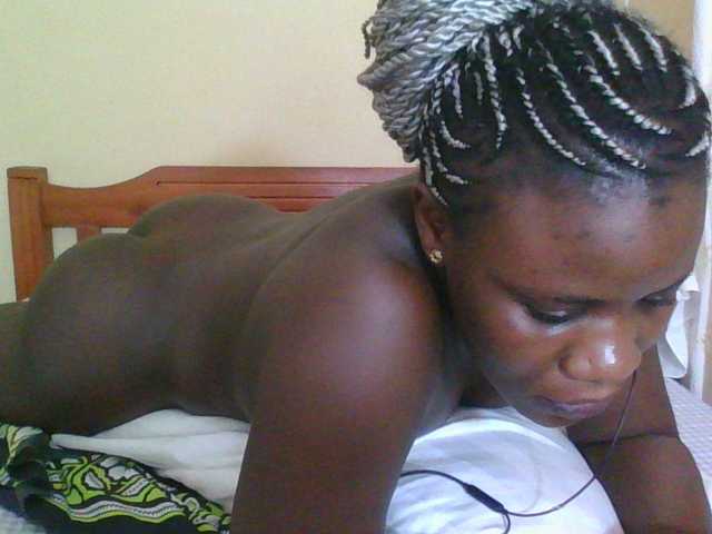 Babyrozzilah's BongaCams show and profile