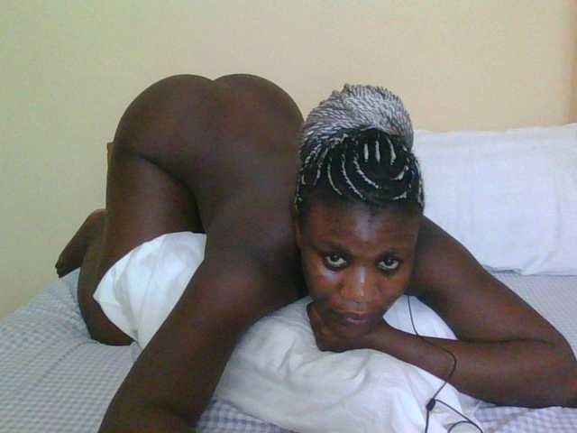 Babyrozzilah's BongaCams show and profile