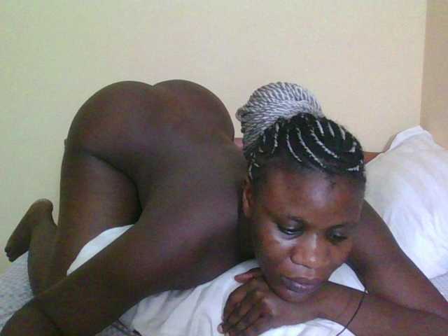 Babyrozzilah's BongaCams show and profile