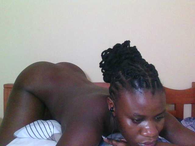 Babyrozzilah's BongaCams show and profile