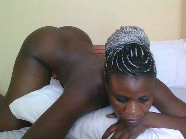 Babyrozzilah's BongaCams show and profile