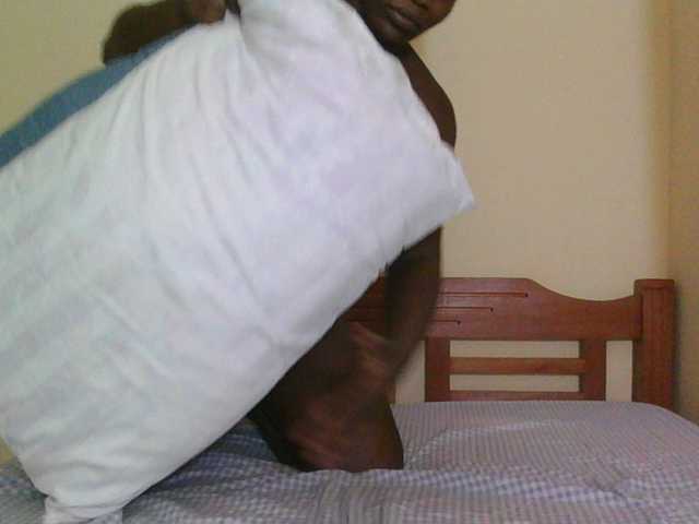 Babyrozzilah's BongaCams show and profile