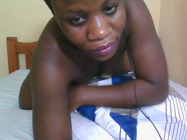 Babyrozzilah's BongaCams show and profile