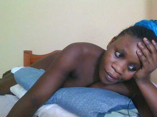 Babyrozzilah's BongaCams show and profile