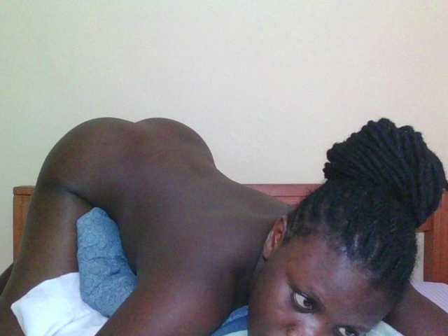 Babyrozzilah's BongaCams show and profile