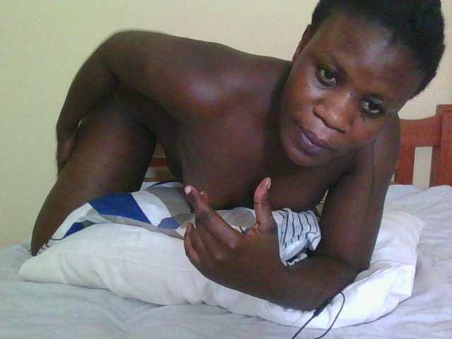 Babyrozzilah's BongaCams show and profile