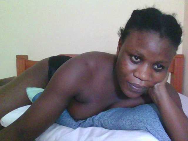 Babyrozzilah's BongaCams show and profile