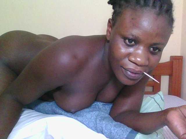 Babyrozzilah's BongaCams show and profile