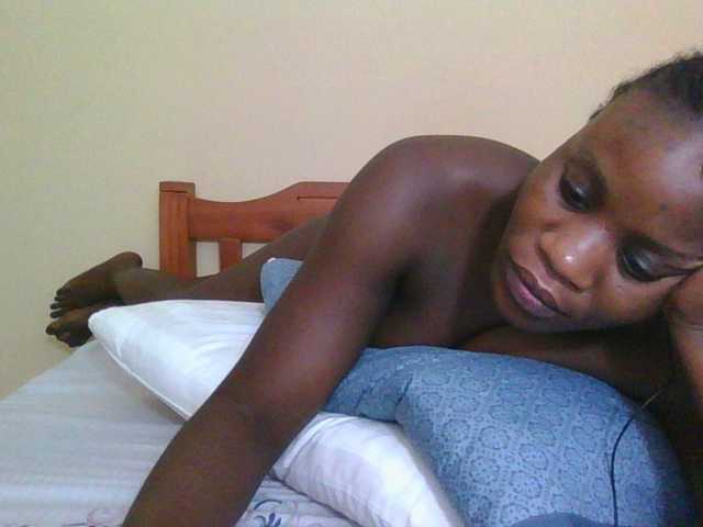 Babyrozzilah's BongaCams show and profile