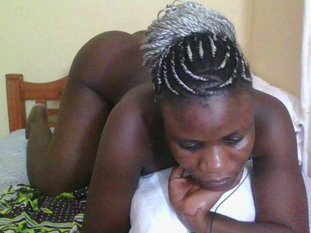 Babyrozzilah's BongaCams show and profile