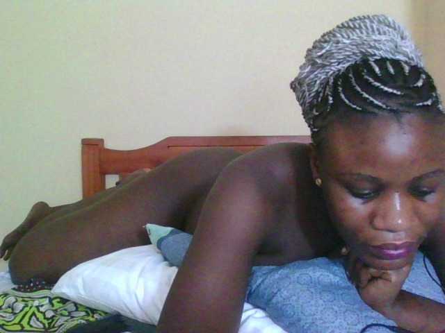 Babyrozzilah's BongaCams show and profile