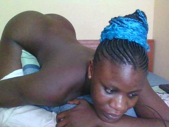 Babyrozzilah's BongaCams show and profile