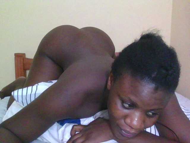 Babyrozzilah's BongaCams show and profile