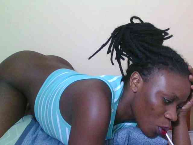 Babyrozzilah webcam