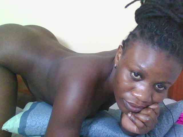 Babyrozzilah webcam