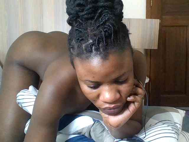 Babyrozzilah webcam