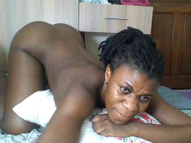 Babyrozzilah webcam