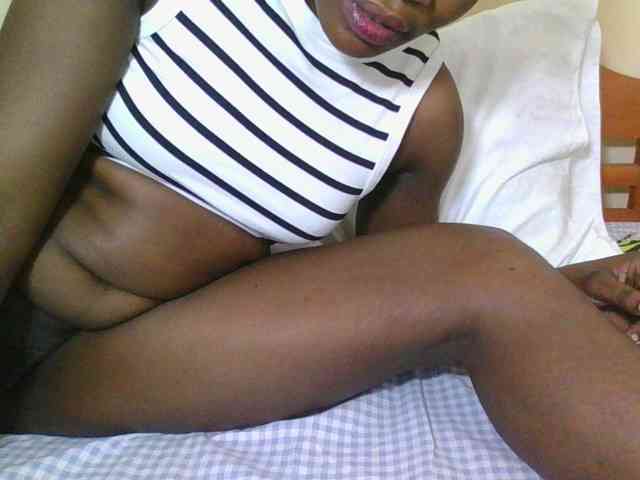 Babyrozzilah webcam