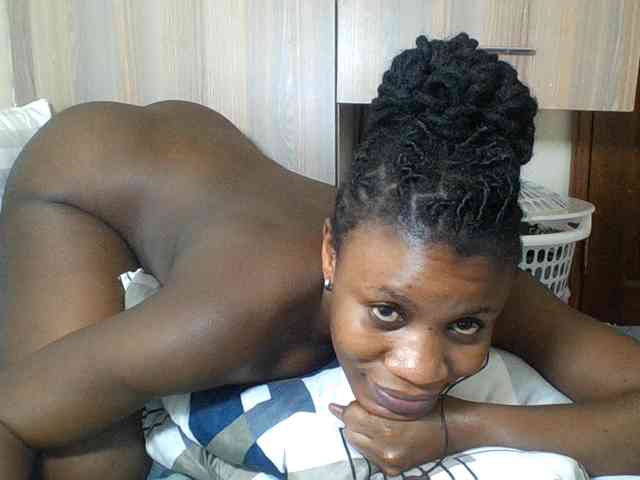 Babyrozzilah webcam