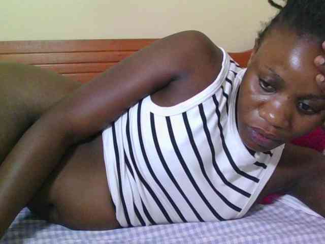Babyrozzilah webcam