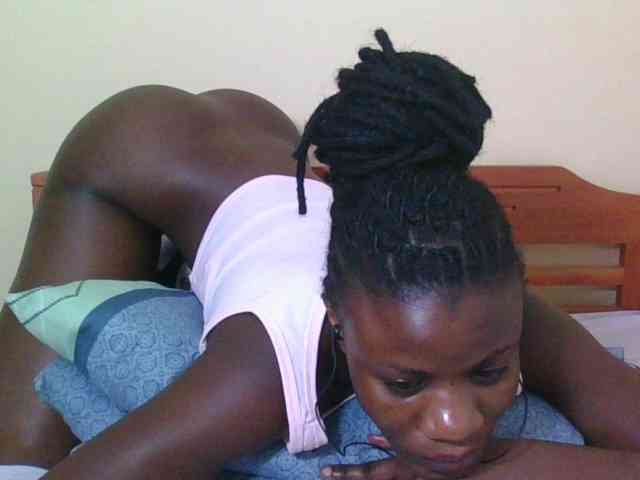 Babyrozzilah webcam