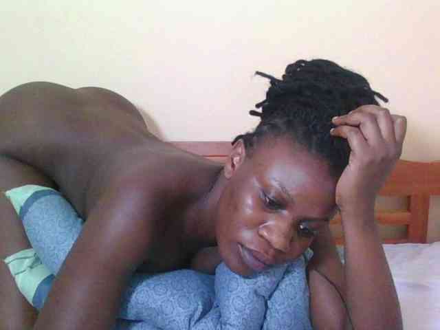 Babyrozzilah webcam