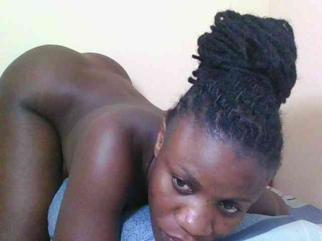 Babyrozzilah webcam