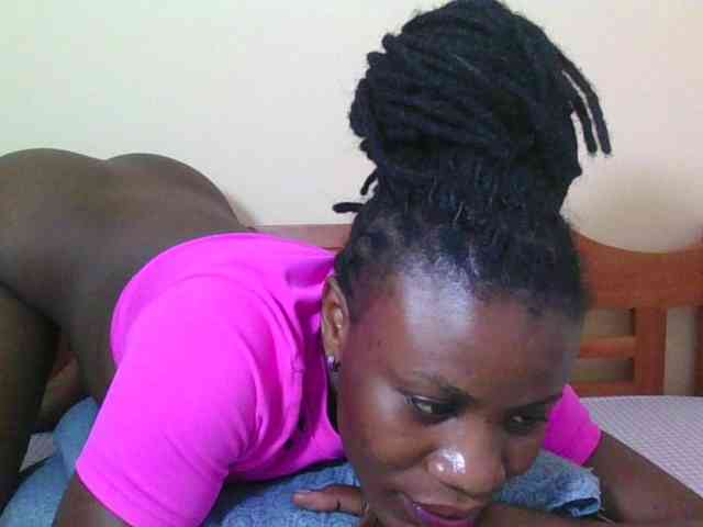 Babyrozzilah webcam