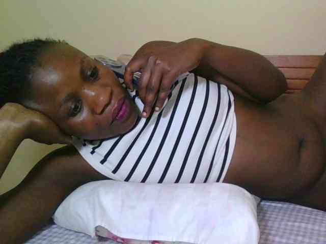 Babyrozzilah webcam