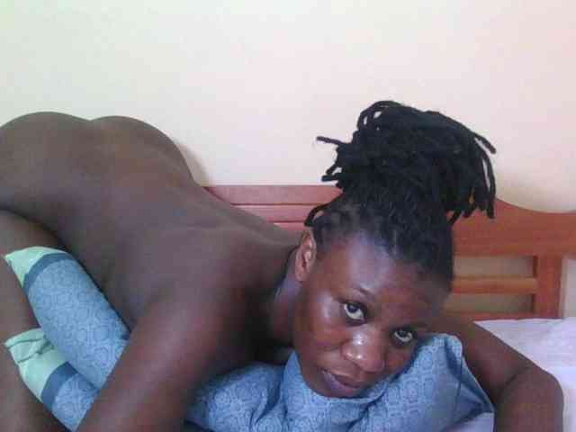 Babyrozzilah webcam