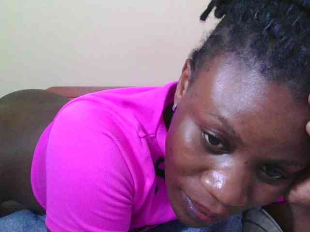 Babyrozzilah webcam