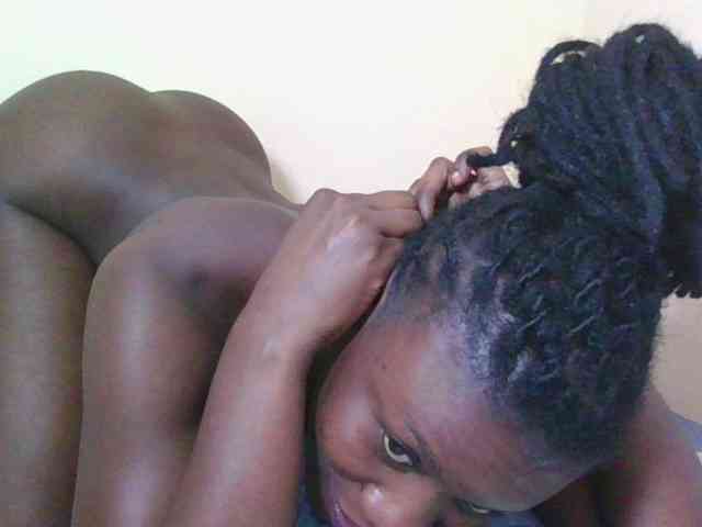 Babyrozzilah webcam