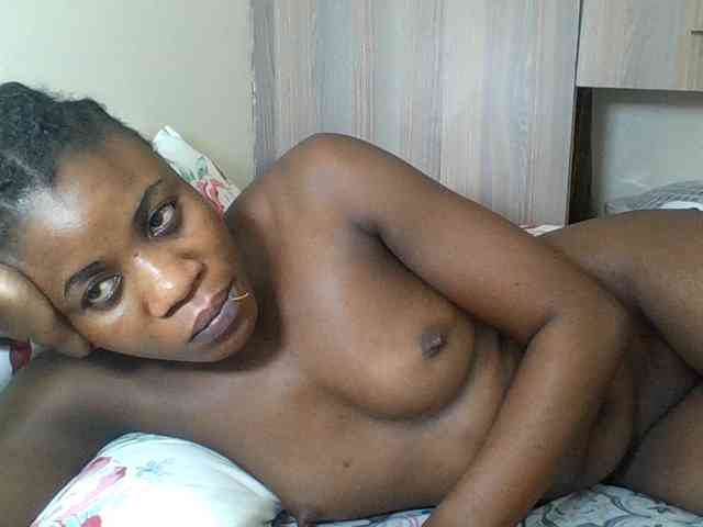 Babyrozzilah webcam