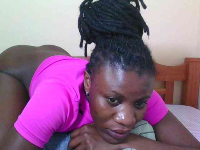 Babyrozzilah webcam