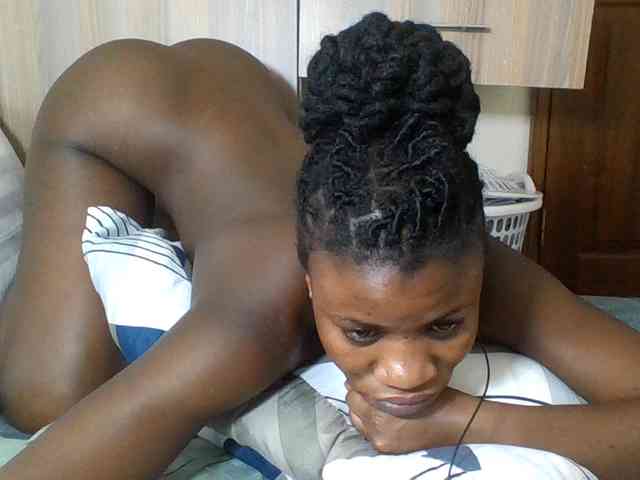 Babyrozzilah webcam