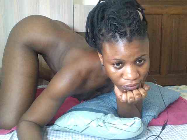 Babyrozzilah webcam